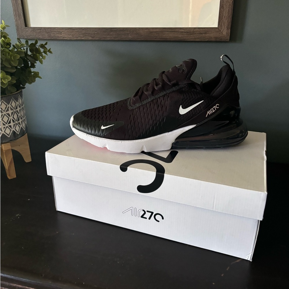 Nike Air Max 270
